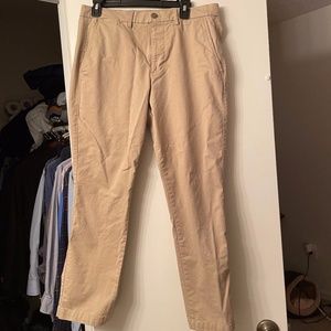 GapFlex Essential Khakis in Slim Fit with Washwell NWOT - Iconic Khaki 31W 28L